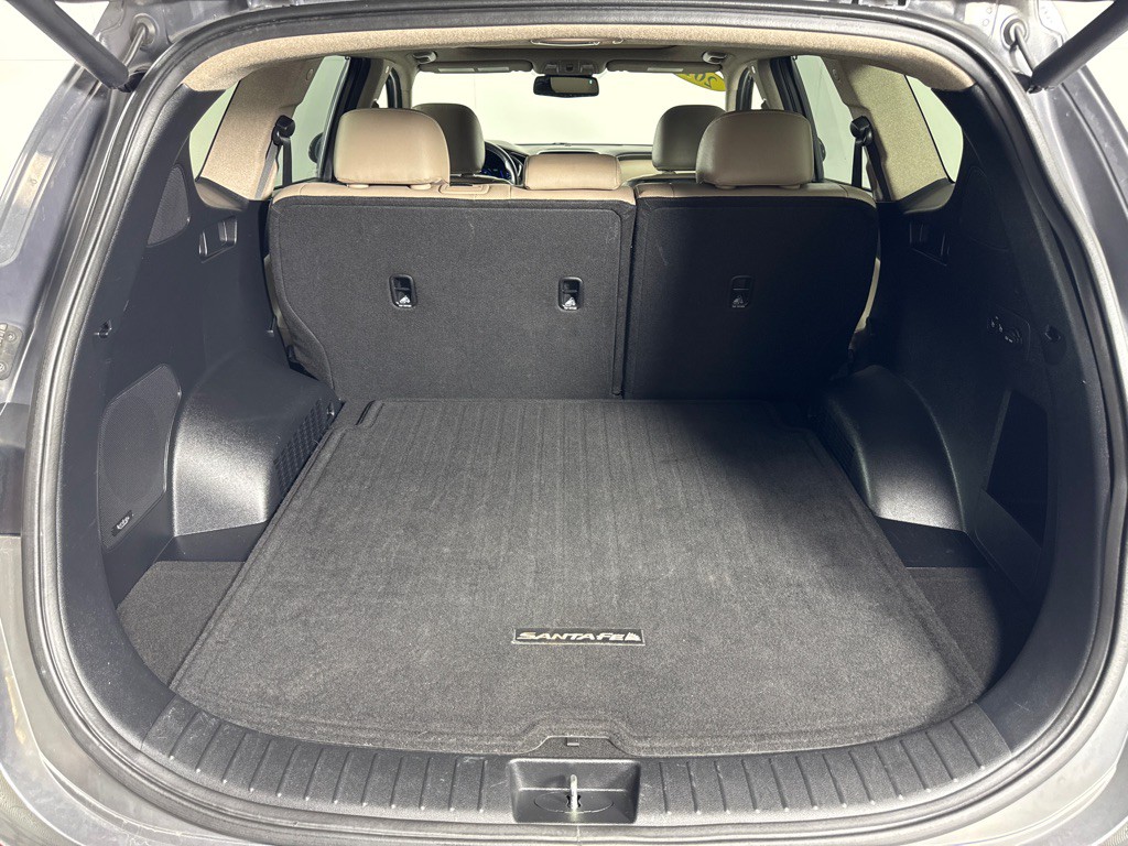 2019 Hyundai Santa Fe Image 25