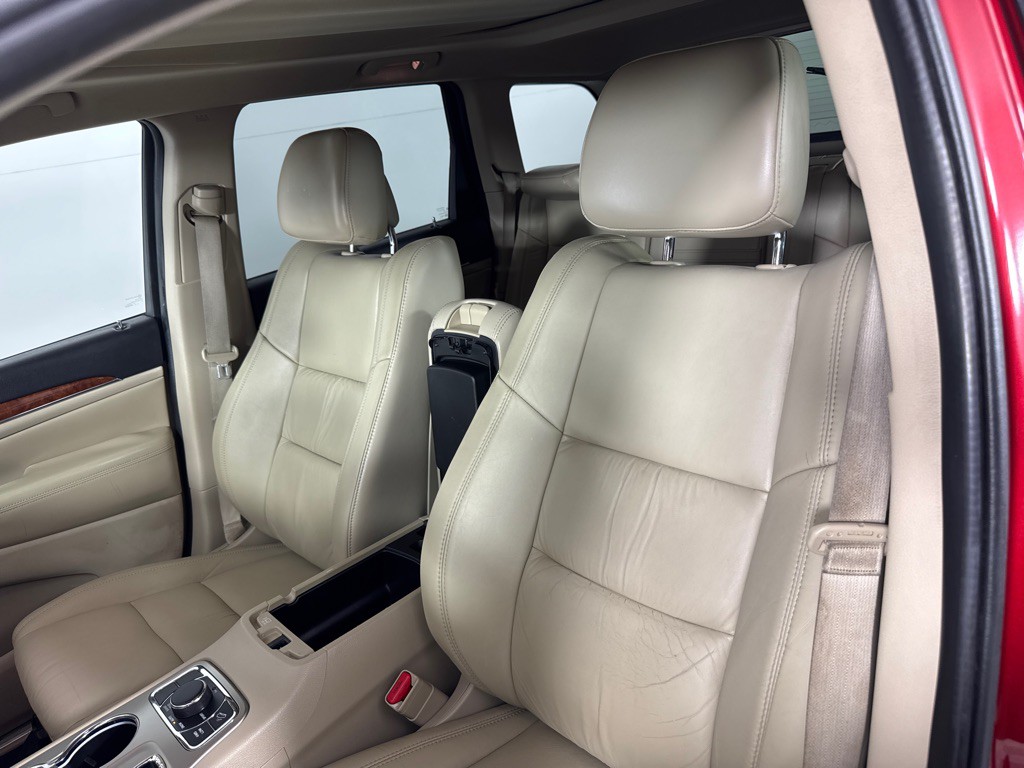 2011 Jeep Grand Cherokee Image 11