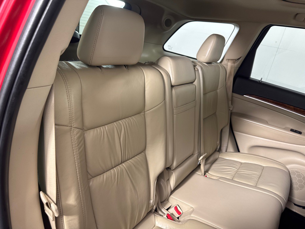 2011 Jeep Grand Cherokee Image 22