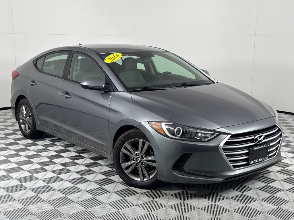 2018 Hyundai Elantra Image 2