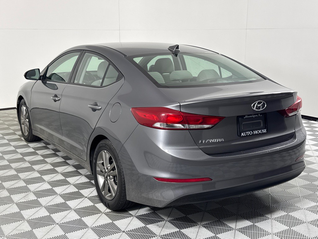 2018 Hyundai Elantra Image 7