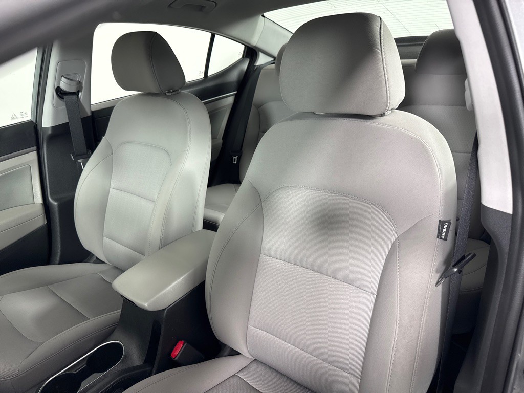 2018 Hyundai Elantra Image 13