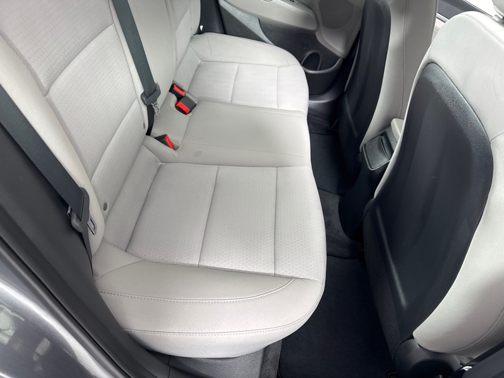 2018 Hyundai Elantra Image 21