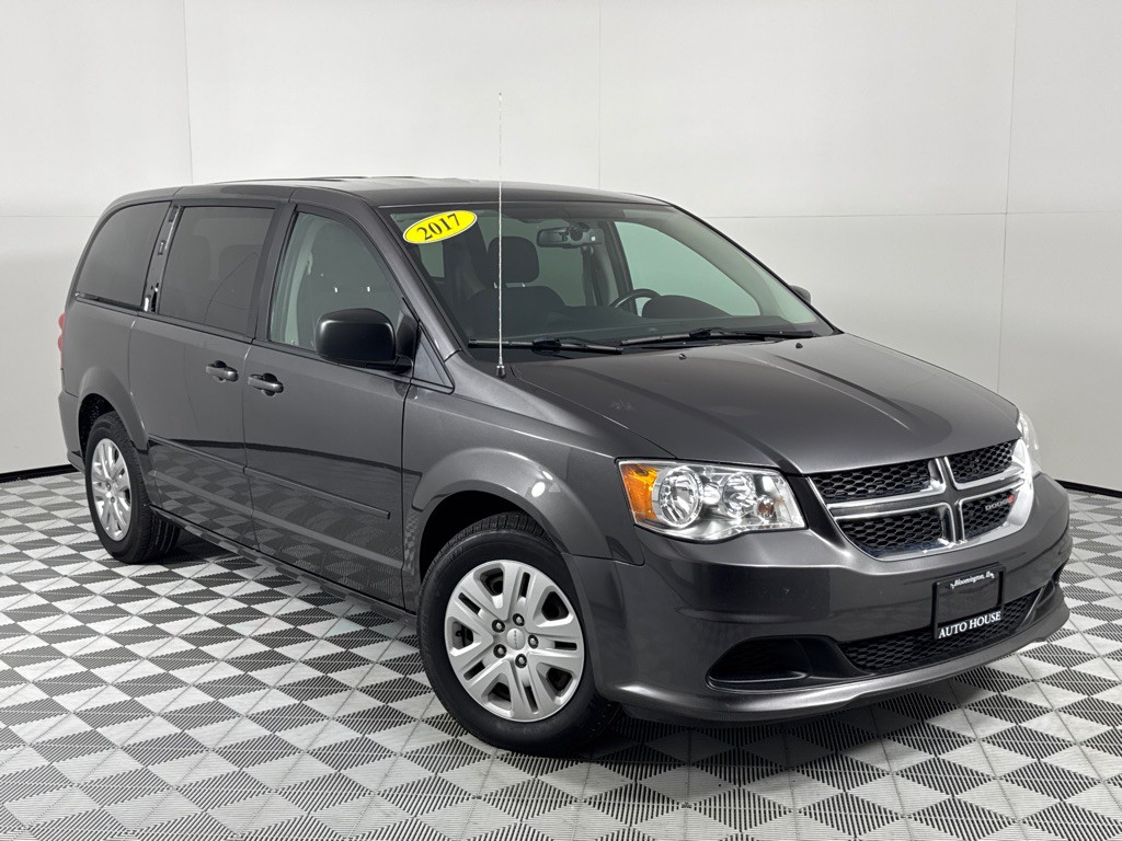 2017 Dodge Grand Caravan Image 2