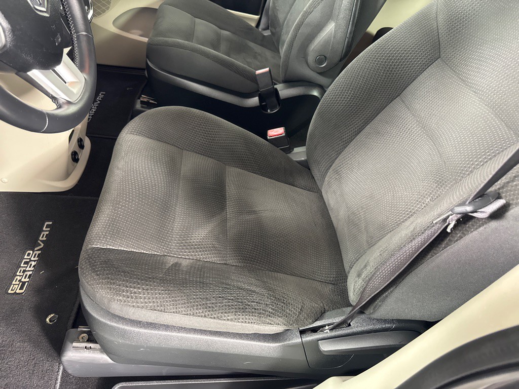 2017 Dodge Grand Caravan Image 10