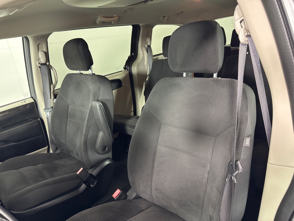 2017 Dodge Grand Caravan Image 11