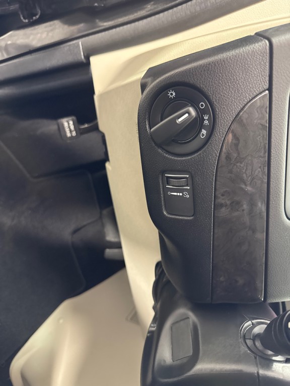 2017 Dodge Grand Caravan Image 12