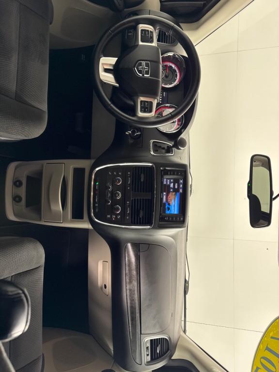 2017 Dodge Grand Caravan Image 24