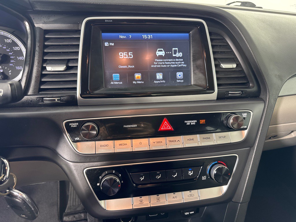 2018 Hyundai Sonata Image 16