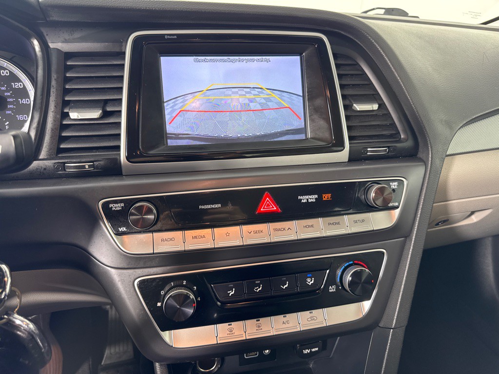 2018 Hyundai Sonata Image 17