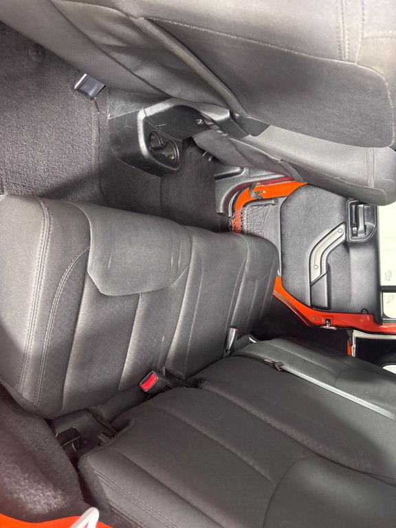 2015 Jeep Wrangler Unlimited Image 17