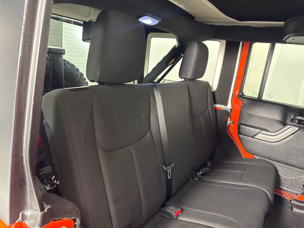 2015 Jeep Wrangler Unlimited Image 21