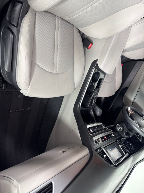 2018 Hyundai Sonata Image 24