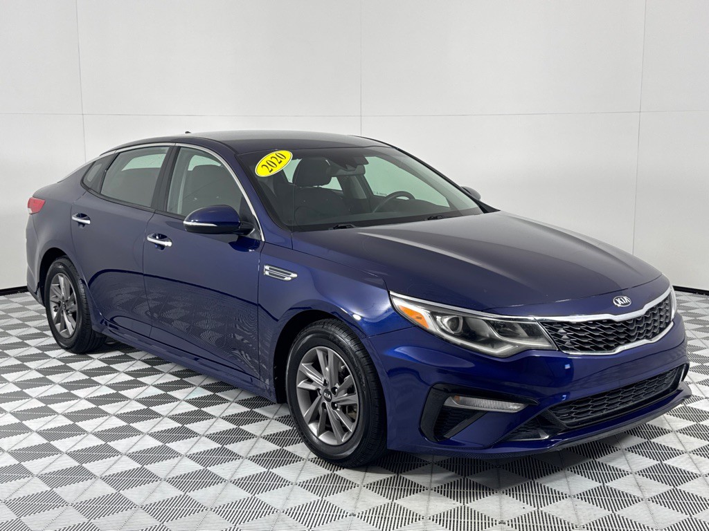 2020 Kia Optima Image 3