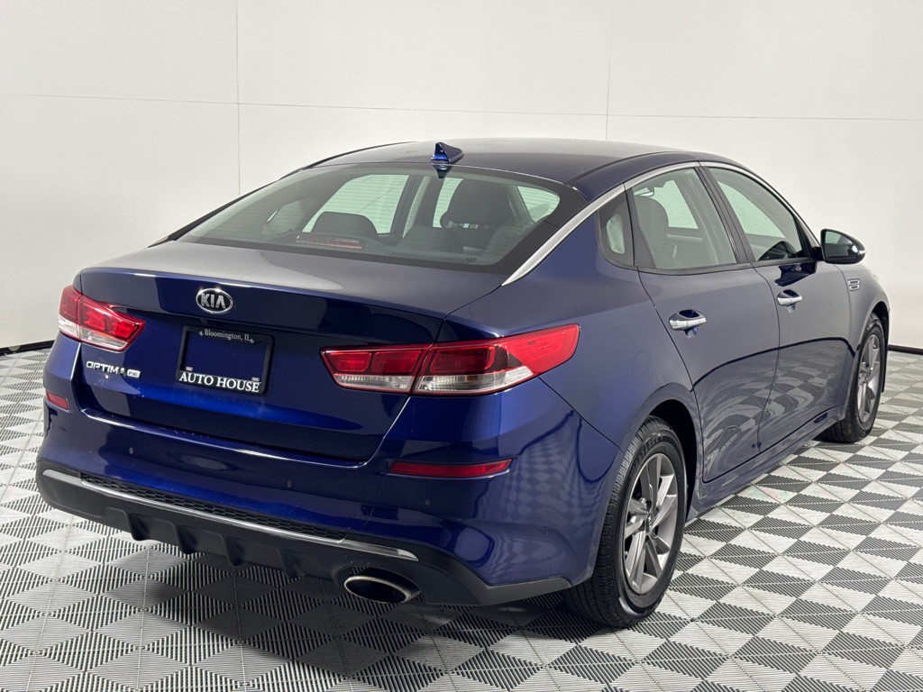 2020 Kia Optima Image 5