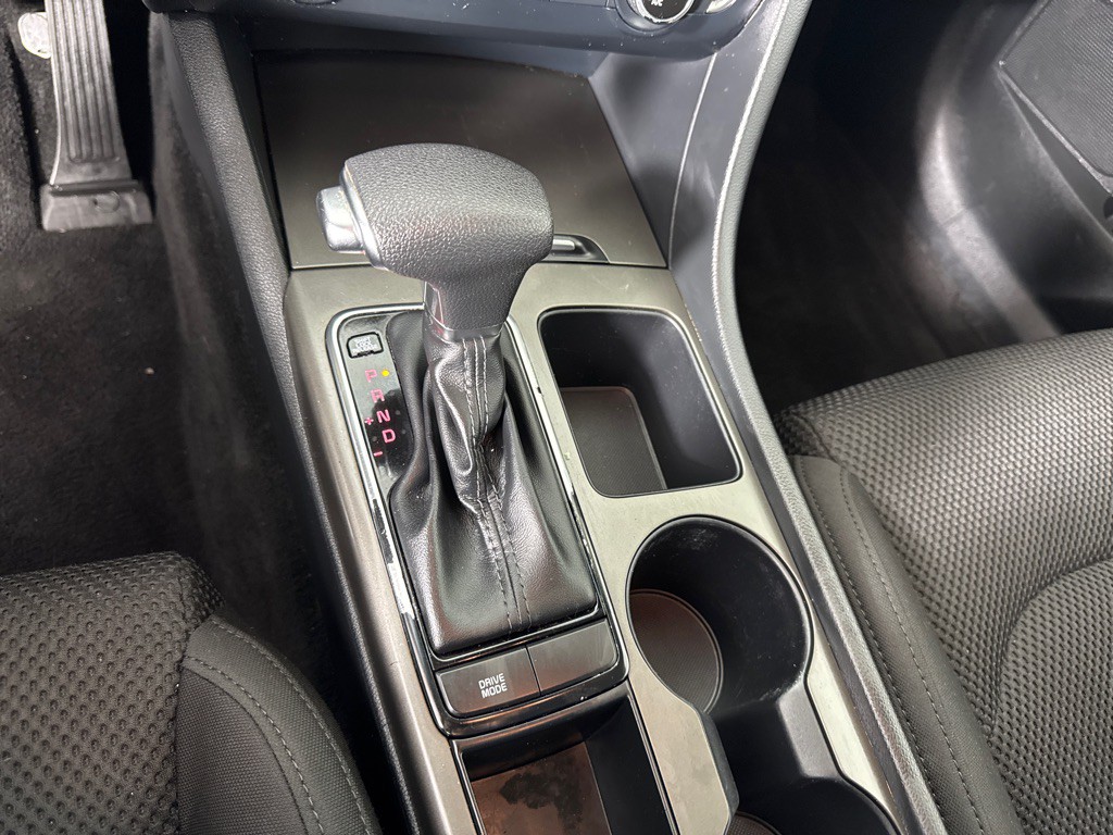 2020 Kia Optima Image 16