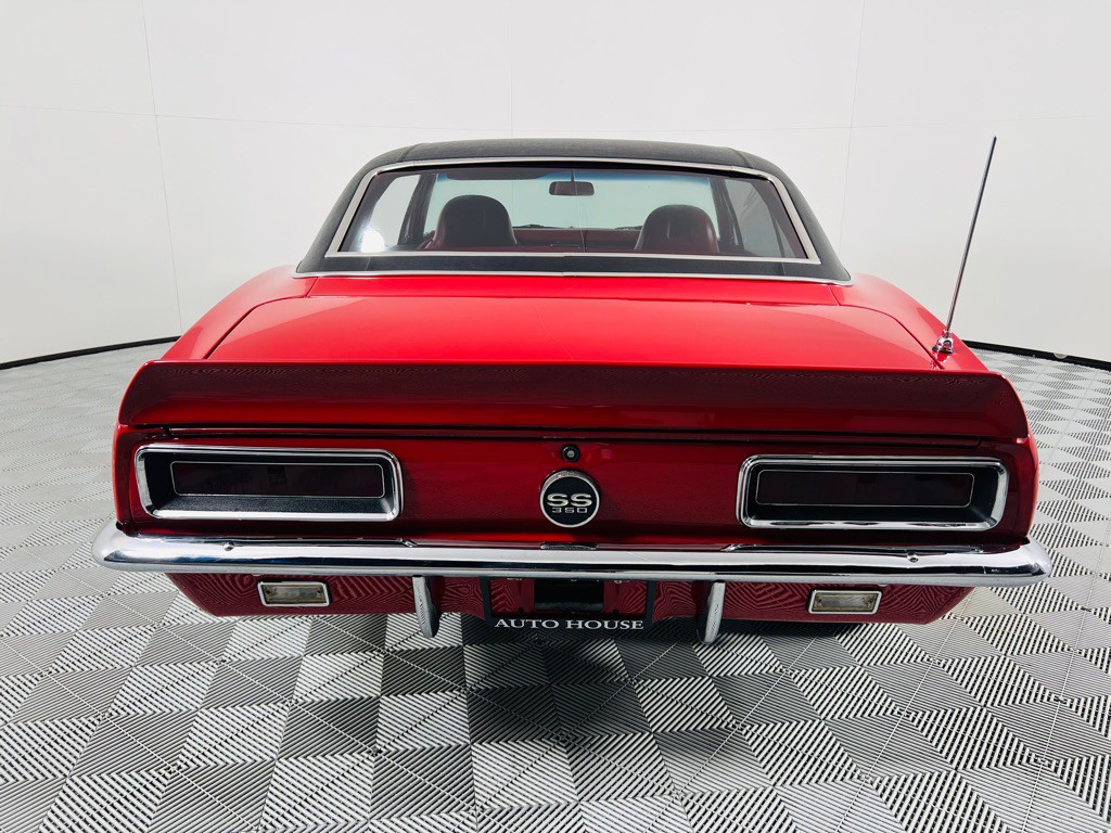 1967 Chevrolet Camaro Image 11
