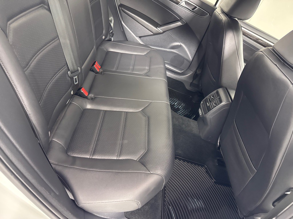 2019 Volkswagen Passat Image 21