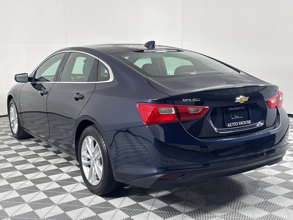 2017 Chevrolet Malibu Image 7