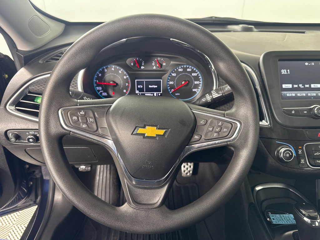 2017 Chevrolet Malibu Image 15