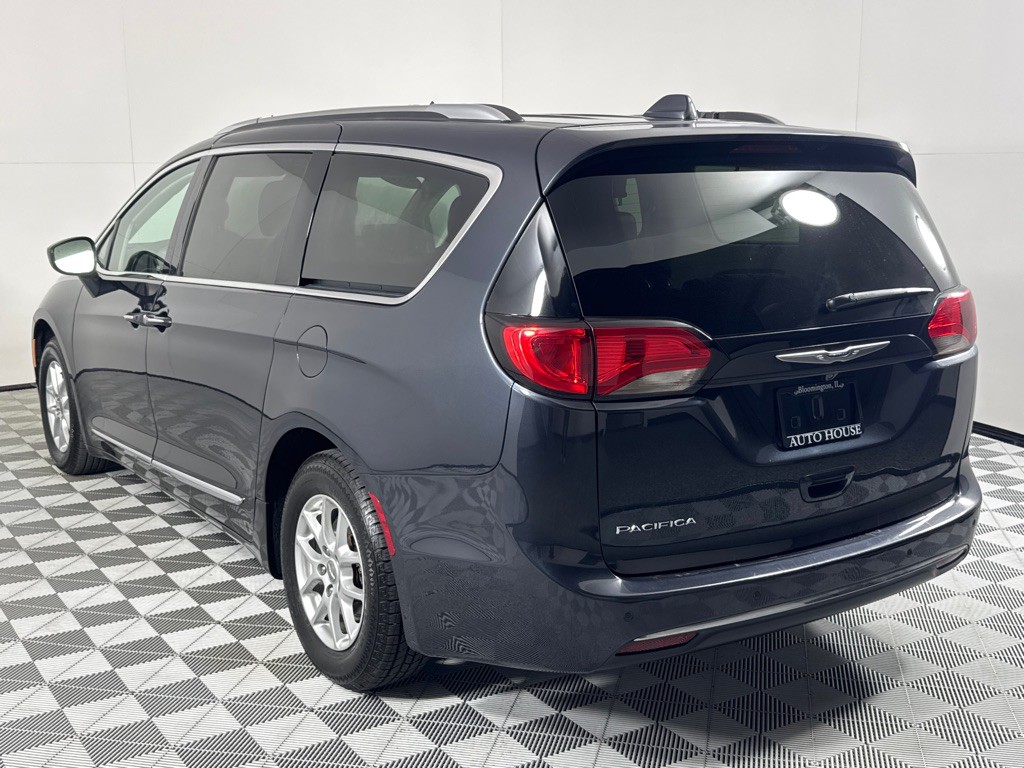 2020 Chrysler Pacifica Image 7