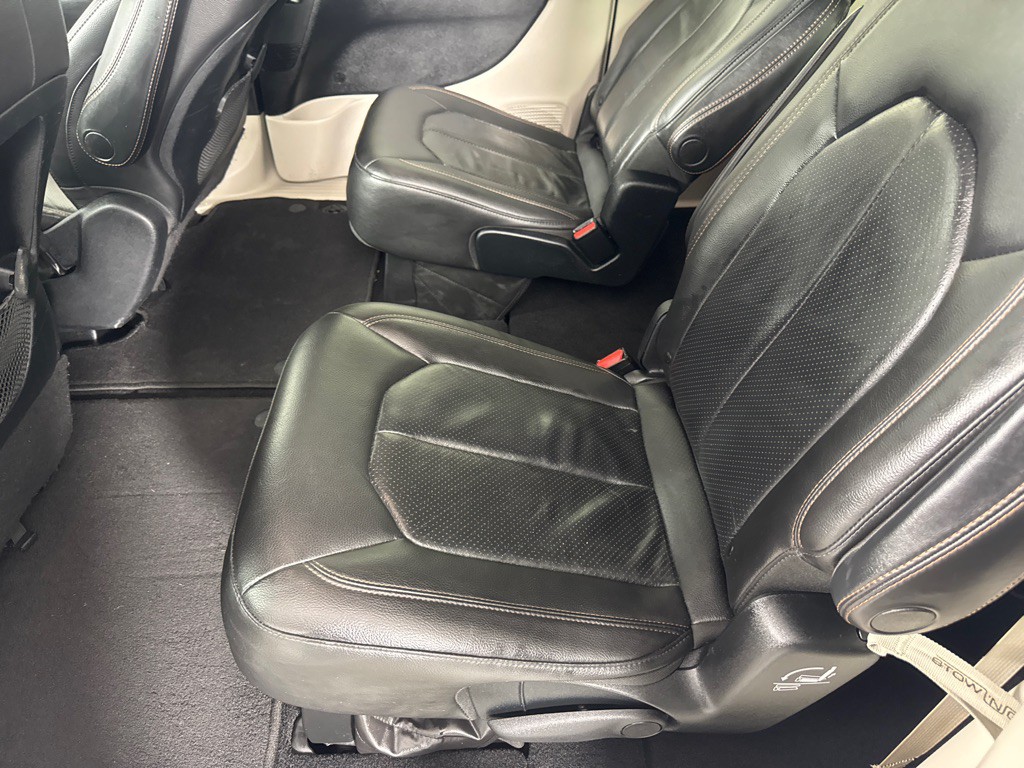 2020 Chrysler Pacifica Image 19