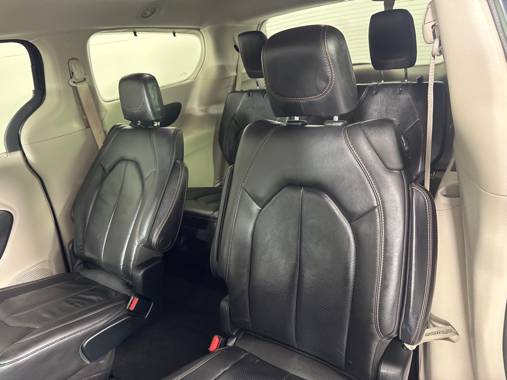 2020 Chrysler Pacifica Image 20