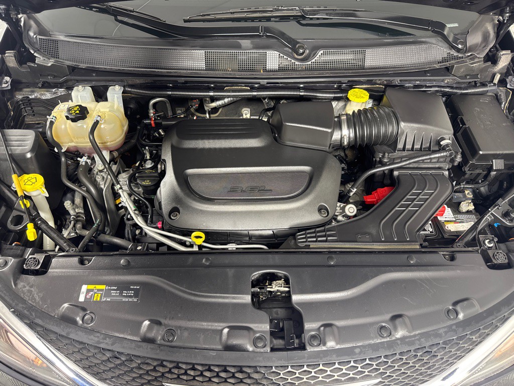 2020 Chrysler Pacifica Image 28