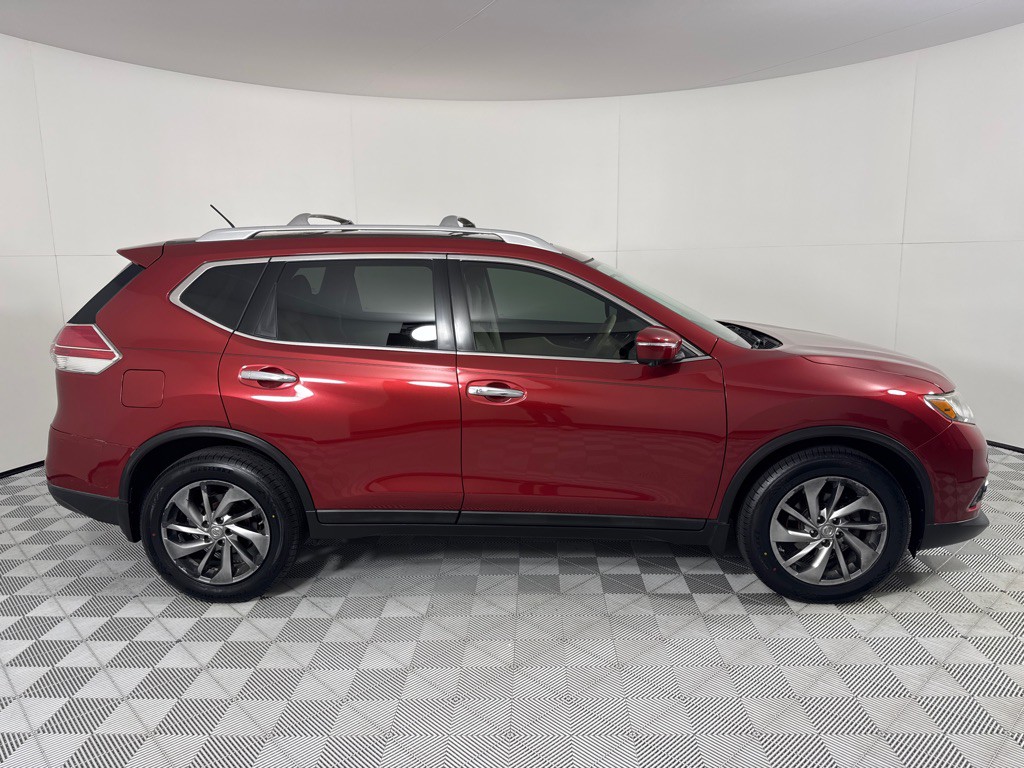 2015 Nissan Rogue Image 4