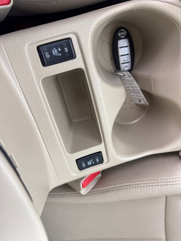 2015 Nissan Rogue Image 19