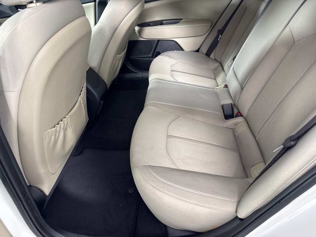 2016 Kia Optima Image 18