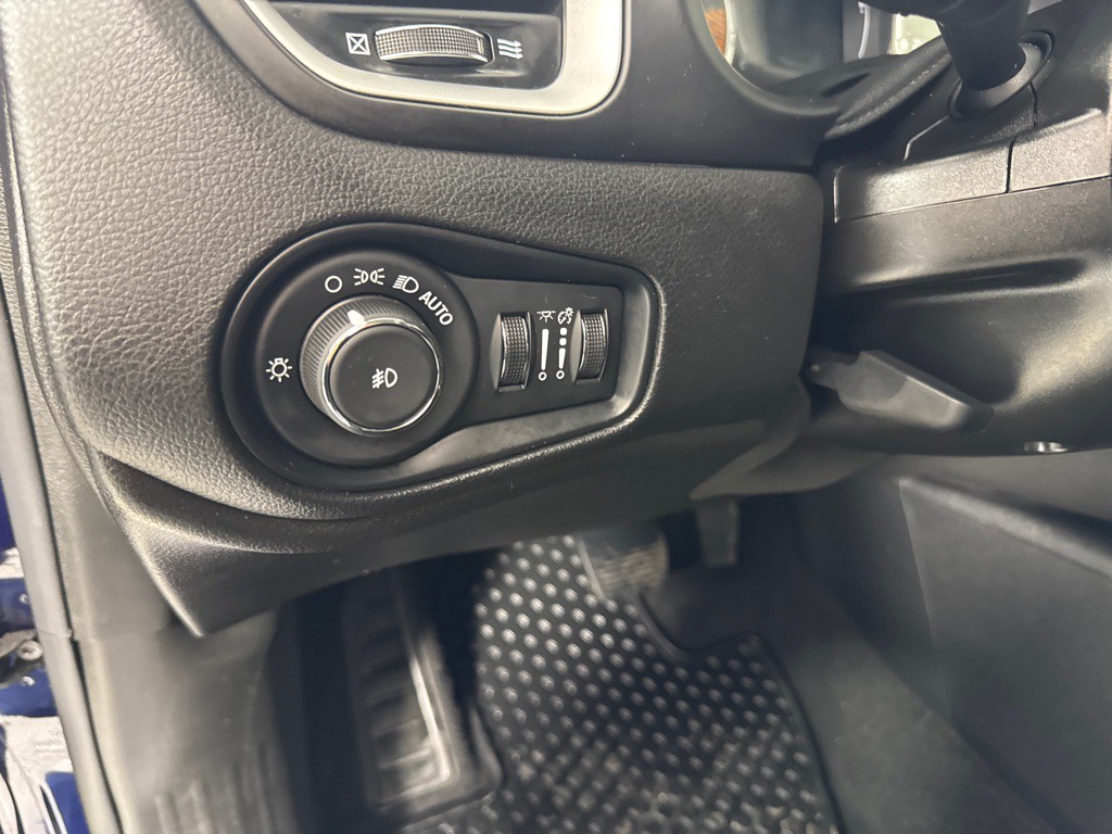 2019 Jeep Renegade Image 15