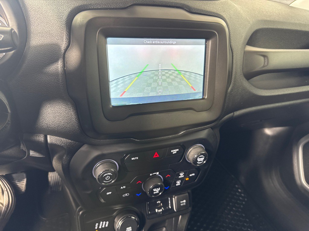 2019 Jeep Renegade Image 17