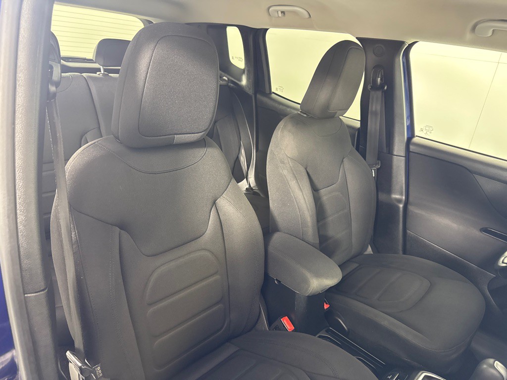 2019 Jeep Renegade Image 27