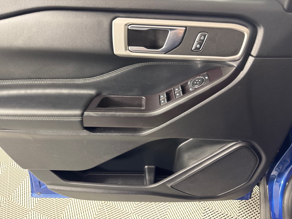 2020 Ford Explorer Image 13