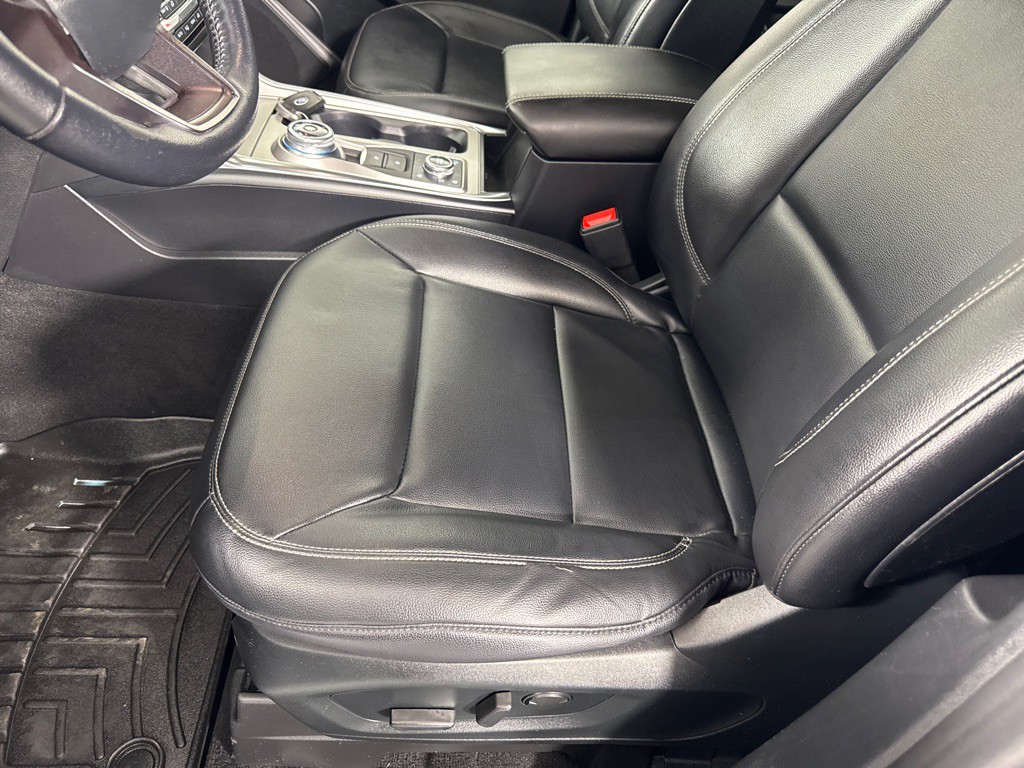 2020 Ford Explorer Image 14