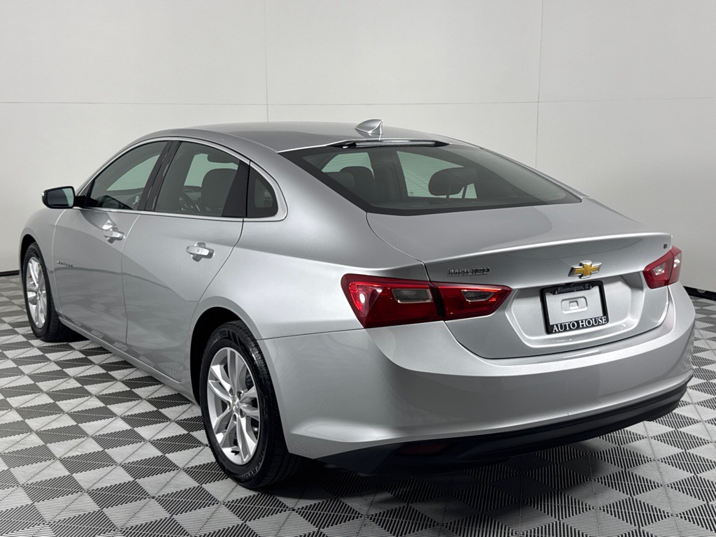 2018 Chevrolet Malibu Image 7