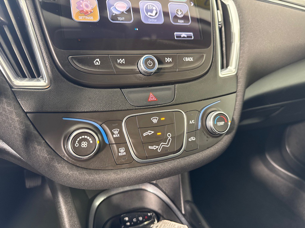 2018 Chevrolet Malibu Image 20