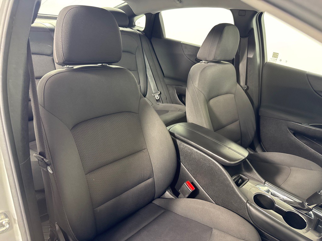 2018 Chevrolet Malibu Image 27
