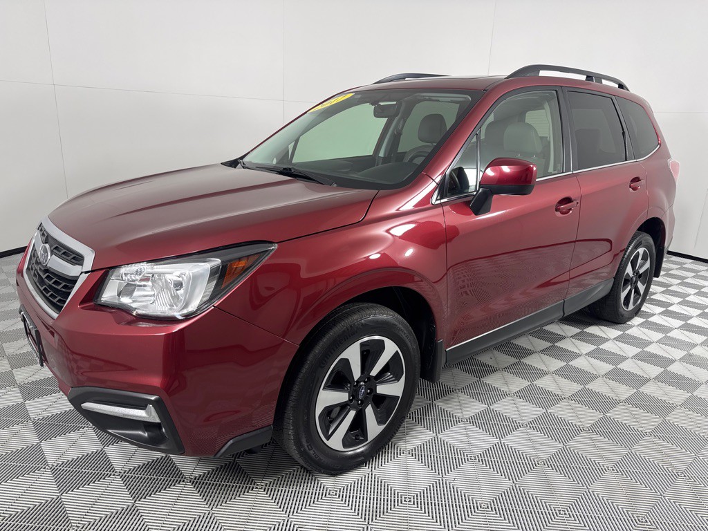 2017 Subaru Forester Image 9