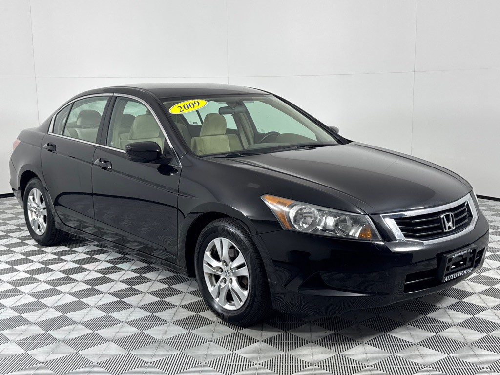 2009 Honda Accord Image 3