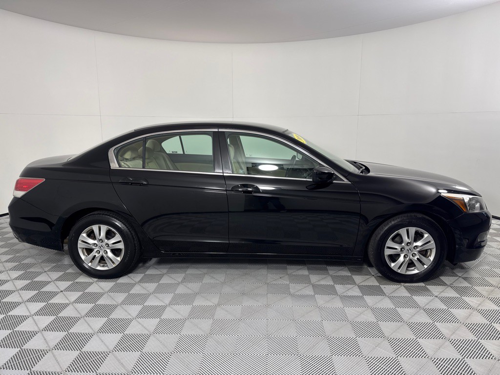 2009 Honda Accord Image 4