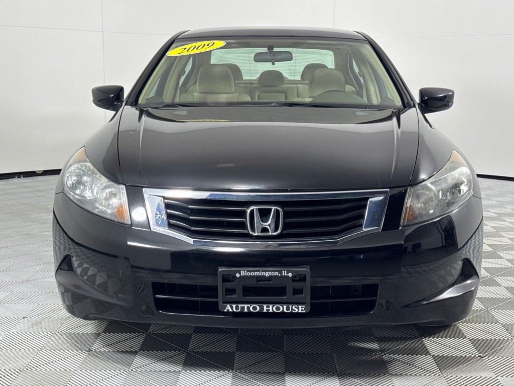 2009 Honda Accord Image 11