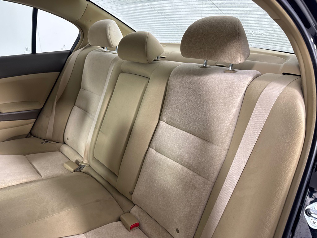 2009 Honda Accord Image 19