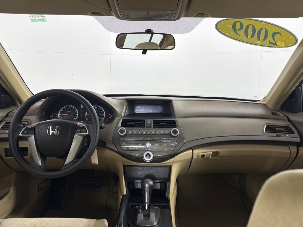 2009 Honda Accord Image 24