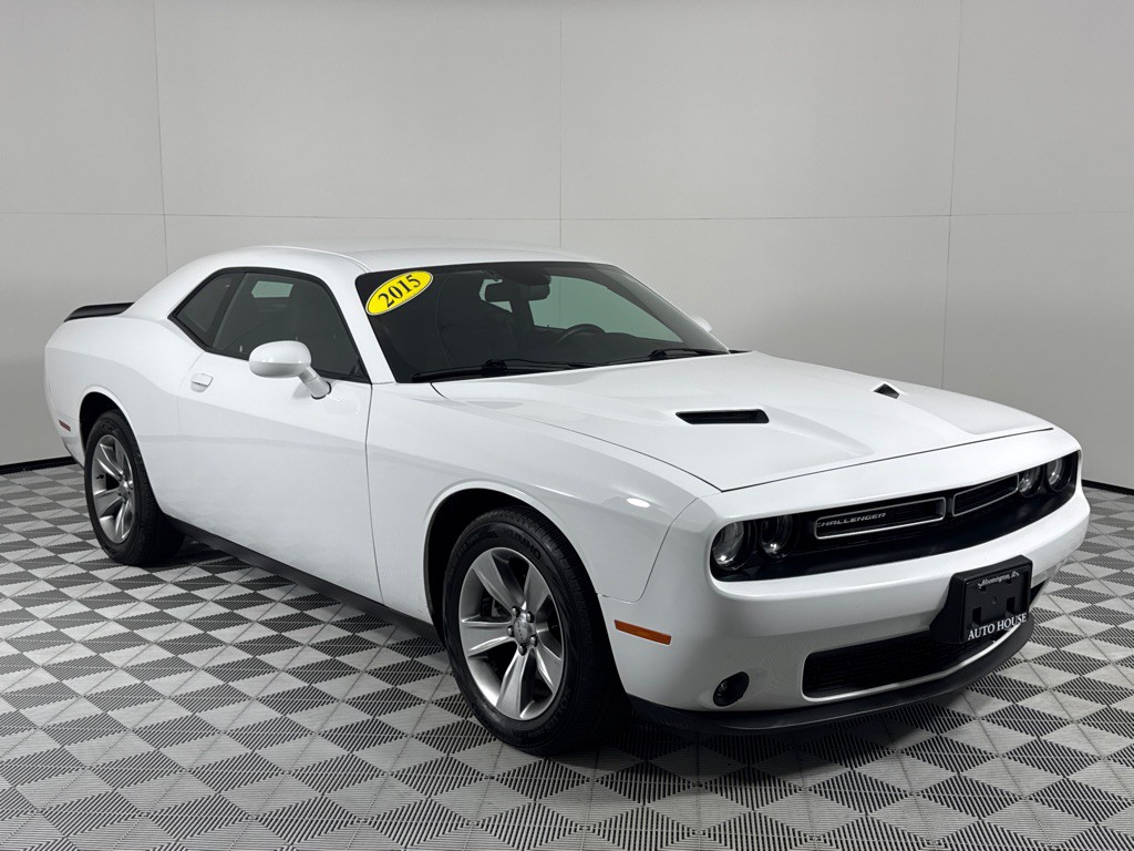 2015 Dodge Challenger Image 3