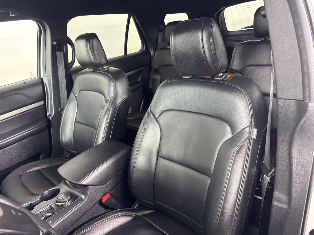 2018 Ford Explorer Image 14