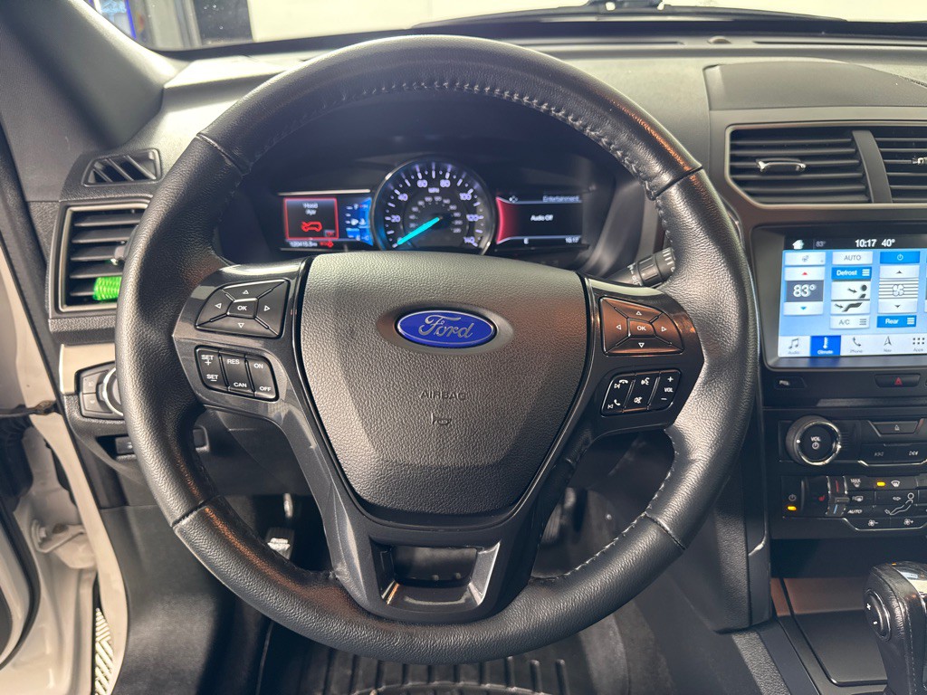 2018 Ford Explorer Image 16
