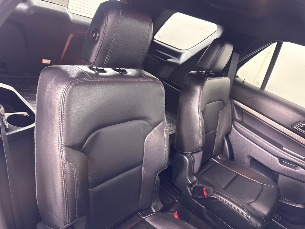 2018 Ford Explorer Image 24