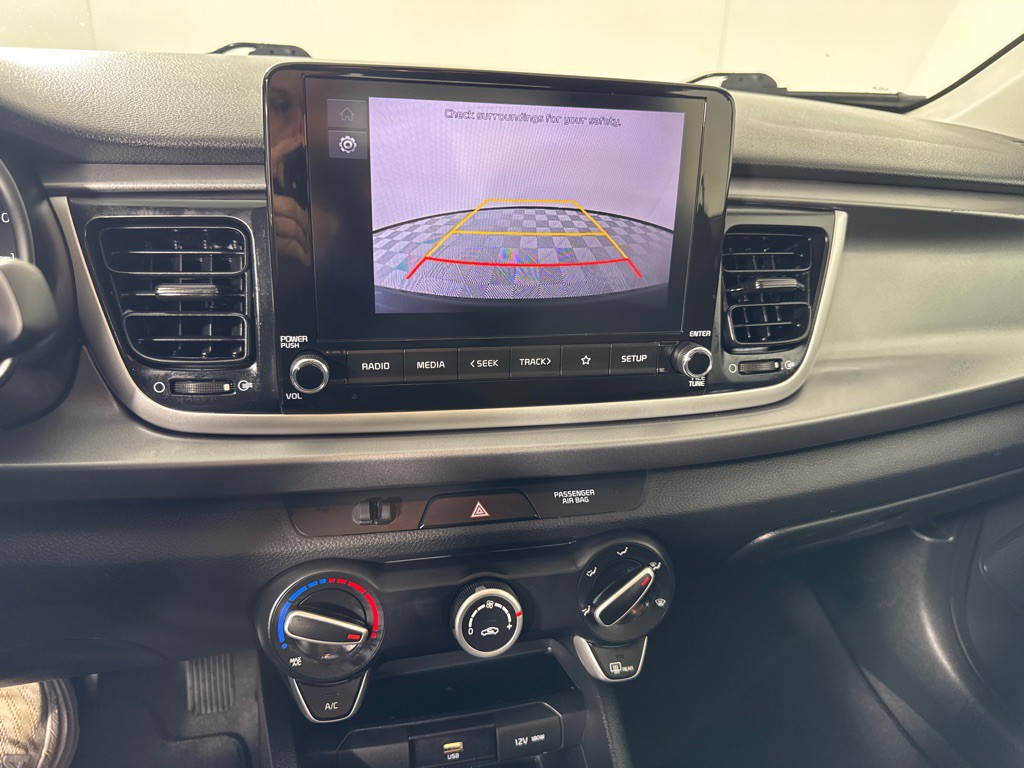 2023 Kia Rio Image 18